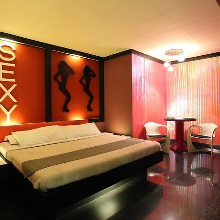 Victoria Court Suites Pasig Eksteriør bilde